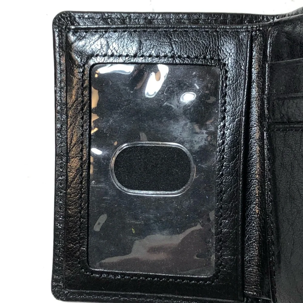 Fossil Black Tri-Fold Leather Wallet for Men, like new, pet/smoke free home